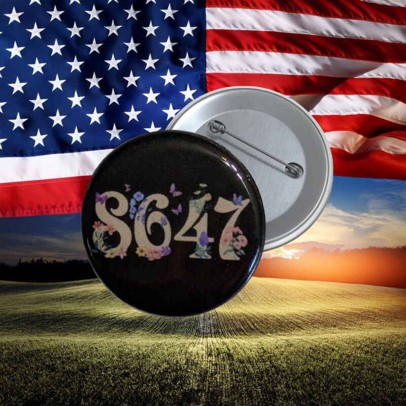 8647 Floral Protest Button Pin